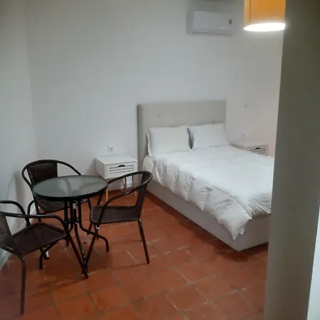 Casa Augusta - Quinta 3*